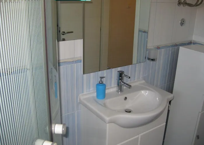 Agata Apartman *